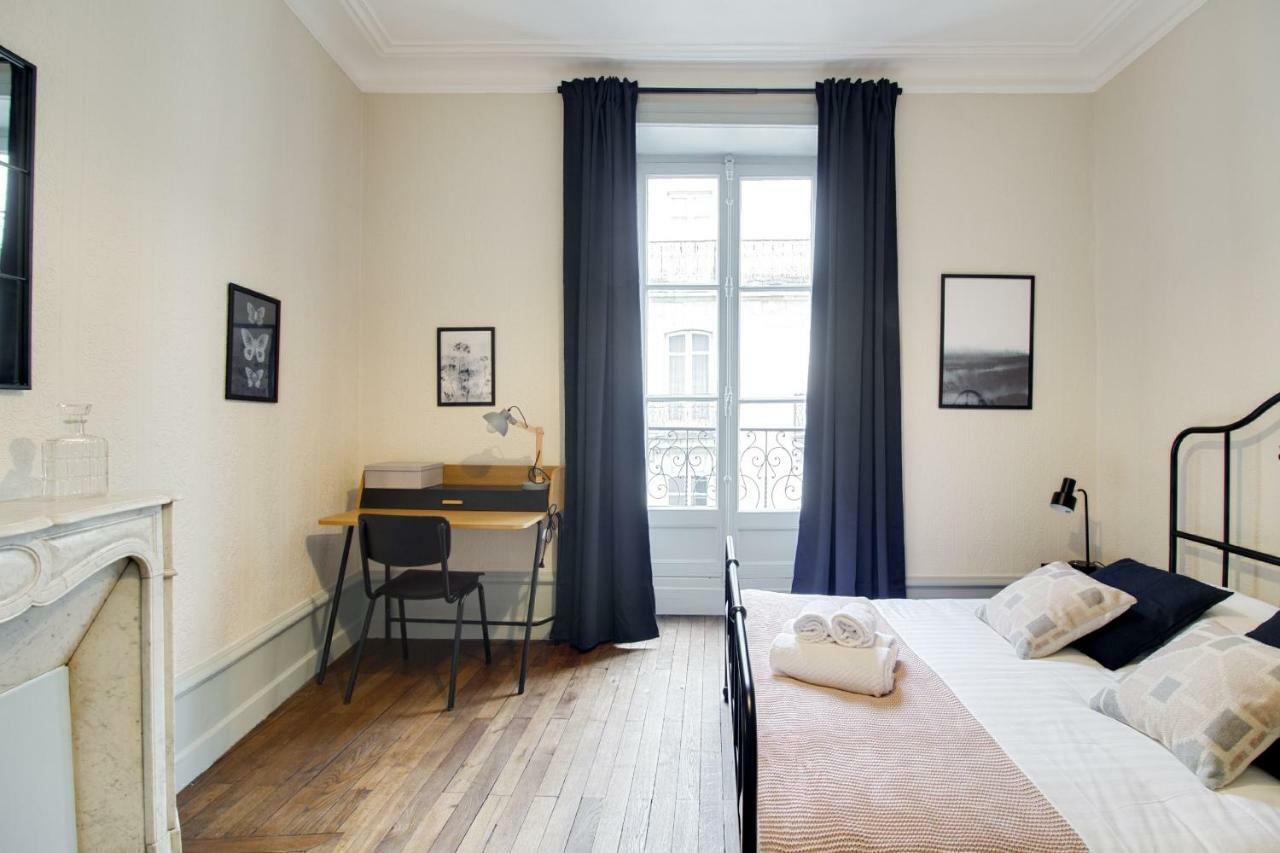 Sous Le Cedre - Au Coeur De Nantes Lägenhet Exteriör bild